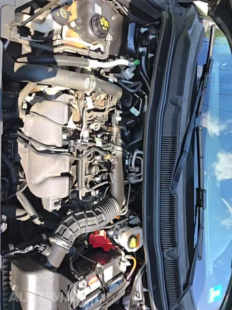 2019 Ford Explorer XLT - miniatura 25
