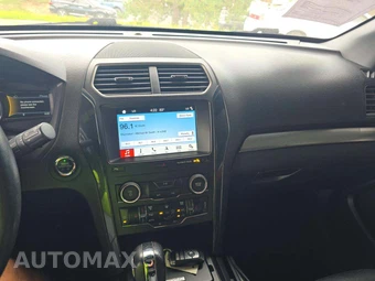 2019 Ford Explorer XLT - miniatura 10