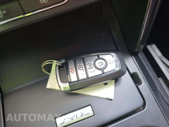 2019 Ford Explorer XLT - miniatura 8