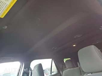 2019 Ford Explorer XLT - miniatura 11