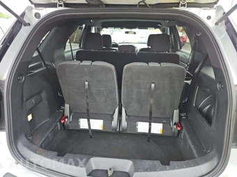 2019 Ford Explorer XLT - miniatura 15