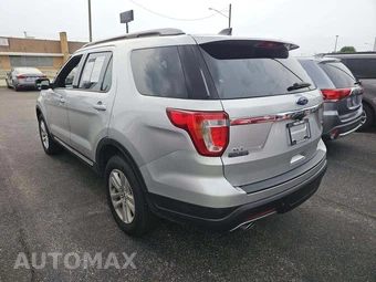 2019 Ford Explorer XLT - miniatura 2
