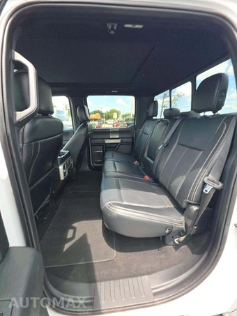2019 Ford F-150 Lariat Crew Cab Medium Bed - miniatura 13