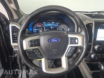 2019 Ford F-150 Lariat Crew Cab Medium Bed - miniatura 10