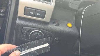 2019 Ford F-150 Lariat Crew Cab Medium Bed - miniatura 24