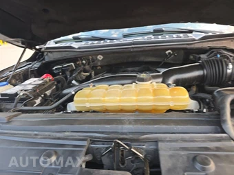 2019 Ford F-150 Lariat Crew Cab Medium Bed - miniatura 15