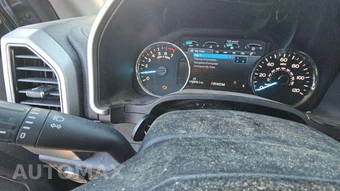 2019 Ford F-150 Lariat Crew Cab Medium Bed - miniatura 28