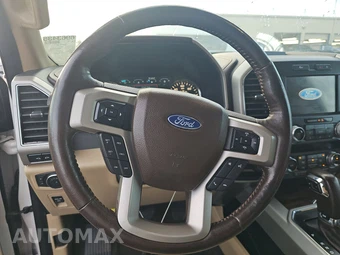 2019 Ford F-150 Lariat Crew Cab Short Bed - miniatura 10