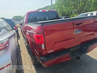 2019 Ford F-150 Lariat Crew Cab Short Bed – miniatura 6