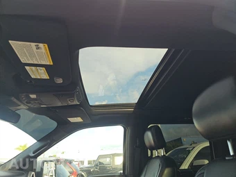 2019 Ford F-150 Lariat Crew Cab Short Bed - miniatura 17