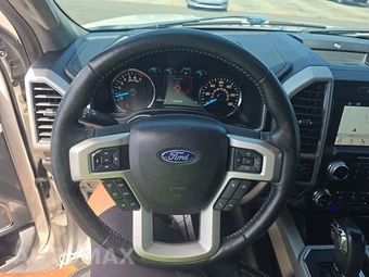 2019 Ford F-150 Lariat Crew Cab Short Bed - miniatura 10