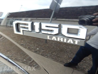 2019 Ford F-150 Lariat Crew Cab Short Bed - miniatura 24