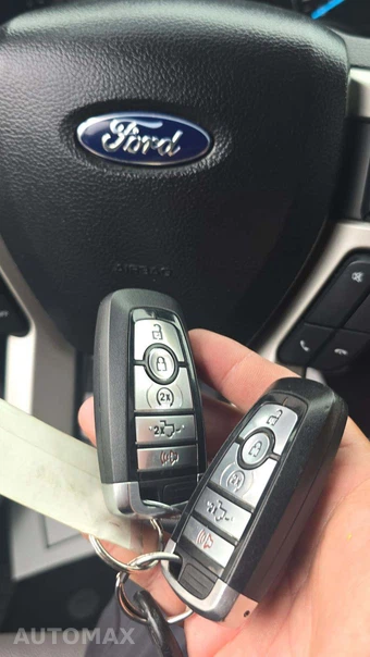 2019 Ford F-150 Lariat Crew Cab Short Bed - miniatura 24