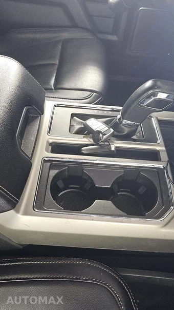 2019 Ford F-150 Lariat Crew Cab Short Bed - miniatura 19