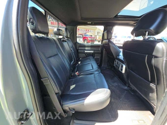 2019 Ford F-150 Lariat Crew Cab Short Bed - miniatura 16