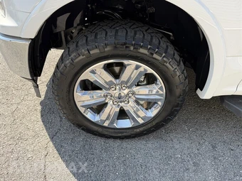 2019 Ford F-150 Lariat Crew Cab Short Bed - miniatura 15