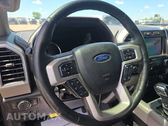 2019 Ford F-150 Lariat Crew Cab Short Bed - miniatura 10