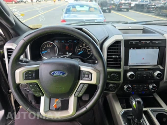 2019 Ford F-150 Lariat Crew Cab Short Bed - miniatura 11