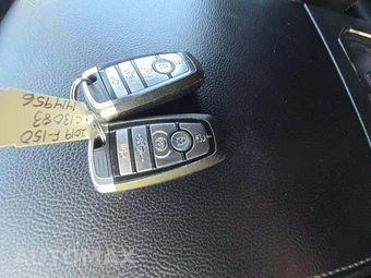 2019 Ford F-150 Lariat Crew Cab Short Bed - miniatura 5