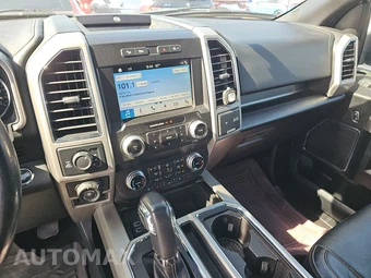 2019 Ford F-150 Lariat Crew Cab Short Bed - miniatura 11