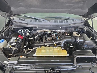 2019 Ford F-150 Lariat Crew Cab Short Bed - miniatura 12