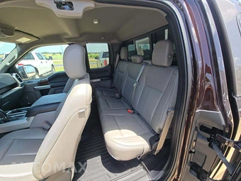 2019 Ford F-150 Lariat Extended Cab Medium Bed w/Rear Doors - miniatura 10