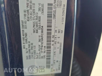 2019 Ford F-150 Platinum Crew Cab Medium Bed - miniatura 2