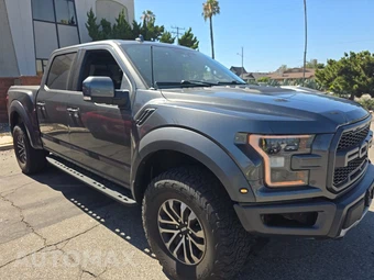 2019 Ford F-150 Raptor Crew Cab Short Bed - miniatura 3