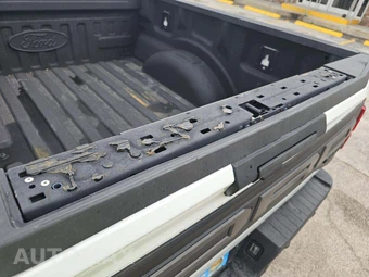 2019 Ford F-150 Raptor Crew Cab Short Bed - miniatura 24