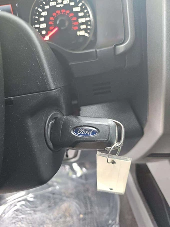 2019 Ford F-150 Raptor Crew Cab Short Bed - miniatura 5