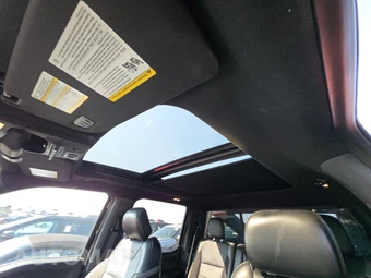 2019 Ford F-150 Raptor Crew Cab Short Bed - miniatura 17