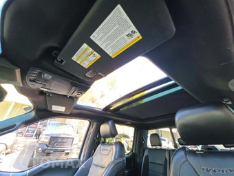 2019 Ford F-150 Raptor Crew Cab Short Bed - miniatura 11