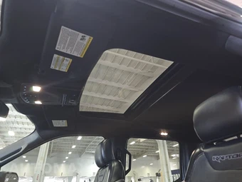 2019 Ford F-150 Raptor Crew Cab Short Bed - miniatura 17