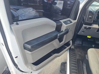 2019 Ford F-150 XL Regular Cab Medium Bed – miniatura 9