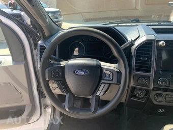 2019 Ford F-150 XLT Crew Cab Medium Bed - miniatura 16