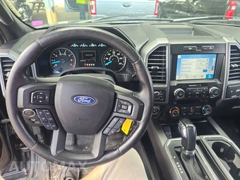 2019 Ford F-150 XLT Crew Cab Medium Bed - miniatura 11