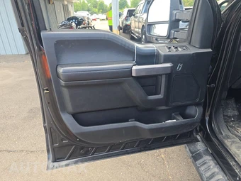 2019 Ford F-150 XLT Crew Cab Medium Bed - miniatura 9
