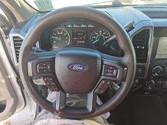 2019 Ford F-150 XLT Crew Cab Medium Bed - miniatura 10