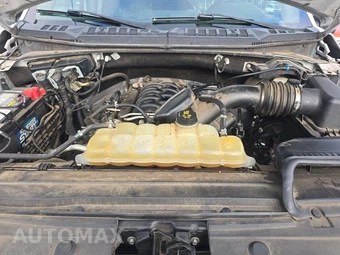 2019 Ford F-150 XLT Crew Cab Medium Bed - miniatura 16
