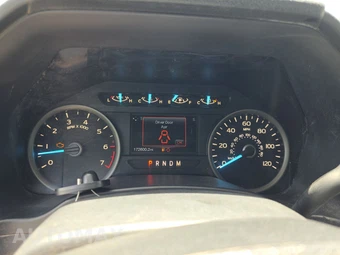 2019 Ford F-150 XLT Crew Cab Medium Bed - miniatura 12