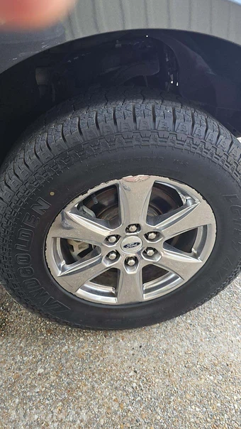 2019 Ford F-150 XLT Crew Cab Medium Bed - miniatura 28