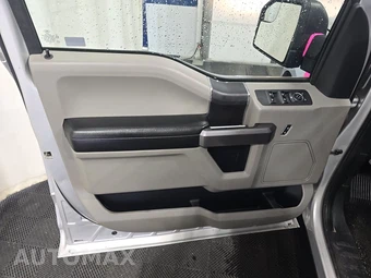 2019 Ford F-150 XLT Crew Cab Medium Bed - miniatura 9