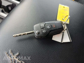 2019 Ford F-150 XLT Crew Cab Short Bed - miniatura 5