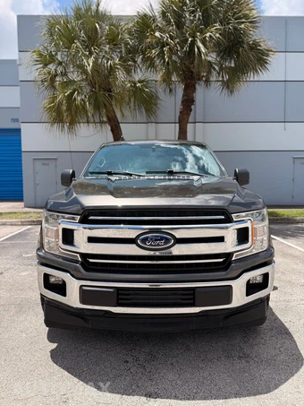 2019 Ford F-150 XLT Crew Cab Short Bed - miniatura 2