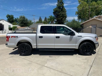 2019 Ford F-150 XLT Crew Cab Short Bed - miniatura 4