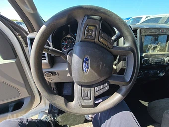 2019 Ford F-150 XLT Crew Cab Short Bed - miniatura 10