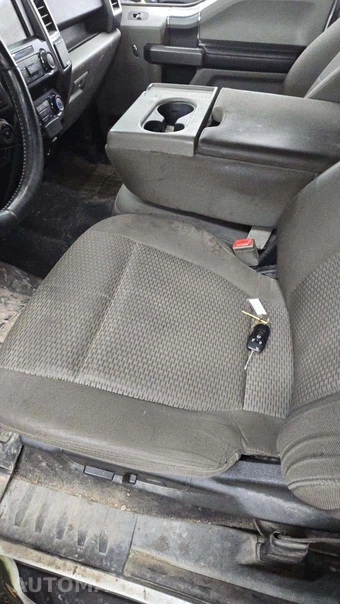 2019 Ford F-150 XLT Crew Cab Short Bed - miniatura 32