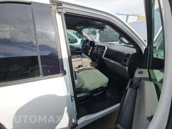 2019 Ford F-150 XLT Extended Cab Medium Bed w/Rear Doors - miniatura 17