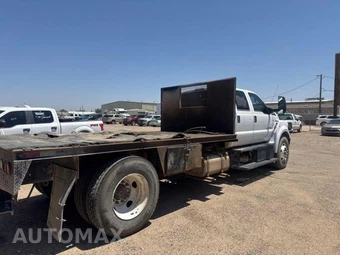 2019 Ford F650 SUPER DUTY Crew Cab - miniatura 3