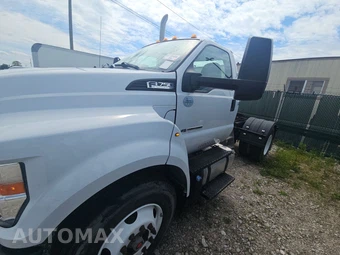 2019 Ford F750 SUPER DUTY Conventional Short